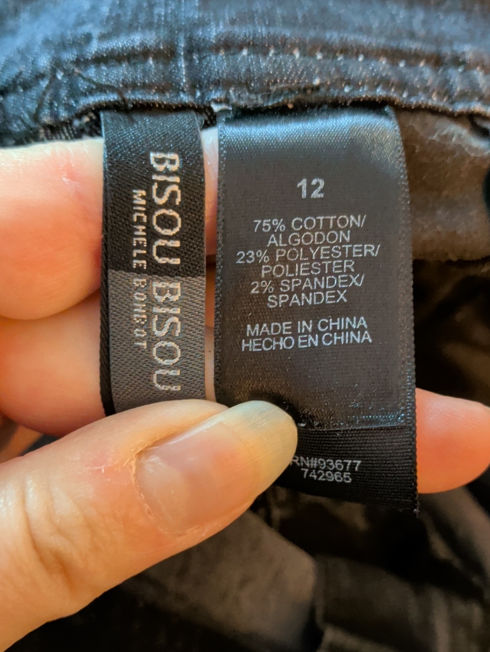 Bisou Bisou Black Women's Top - Classic Label Detail